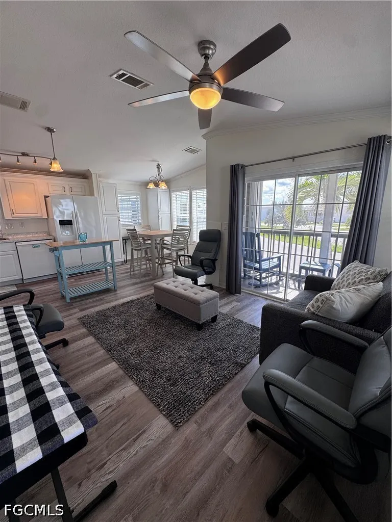 Summerlin Road #405 Fort Myers, FL 33908