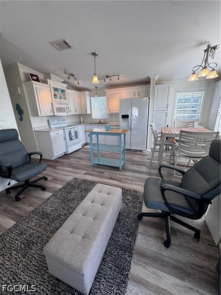 Summerlin Road #405 Fort Myers, FL 33908