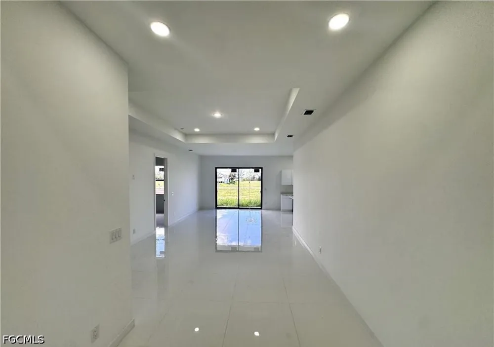 NW 20th Terrace Cape Coral, FL 33993