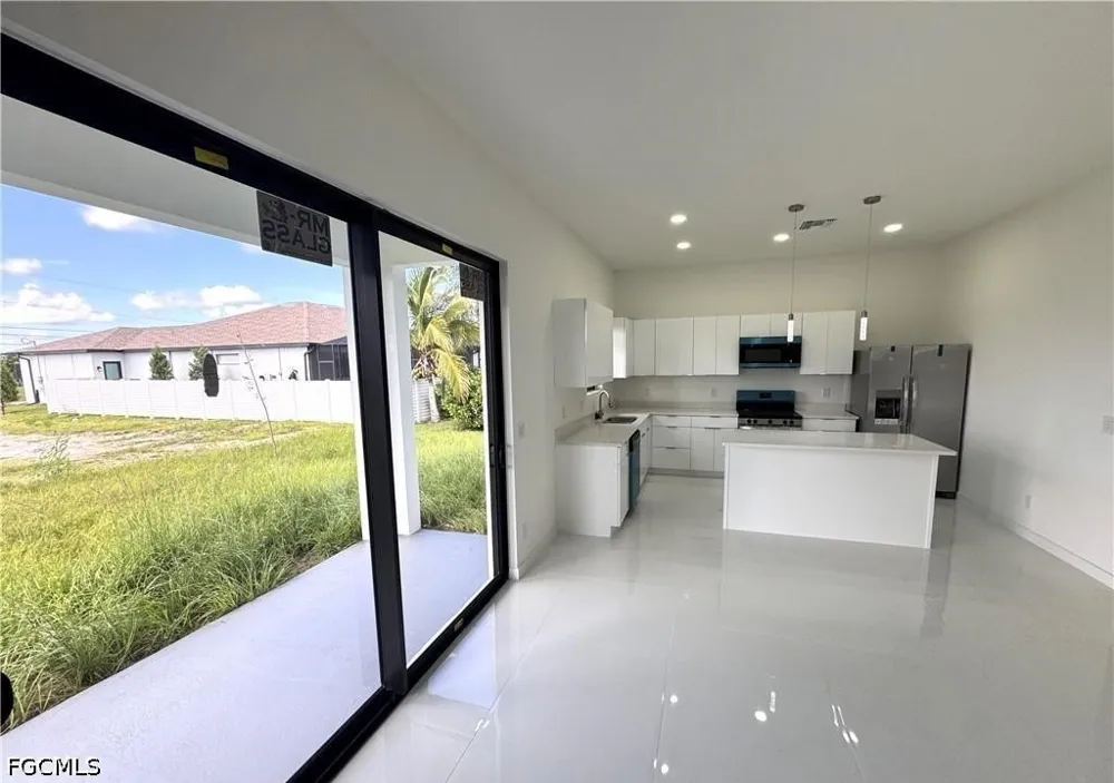 NW 20th Terrace Cape Coral, FL 33993
