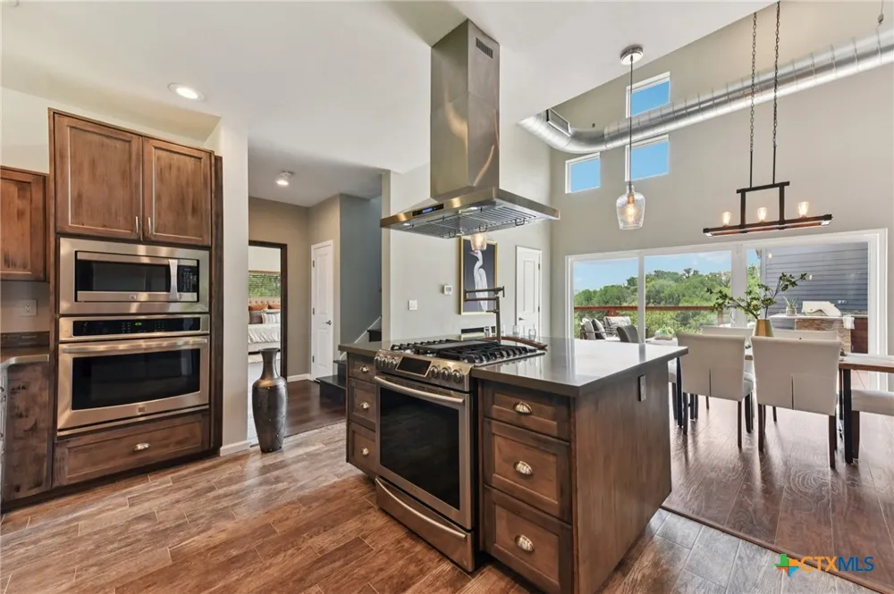 471 Turkey Drive Dripping Springs, TX 78620