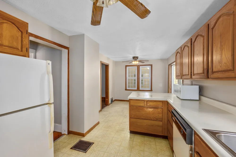 946 Frederick Avenue NW Grand Rapids, MI 49504