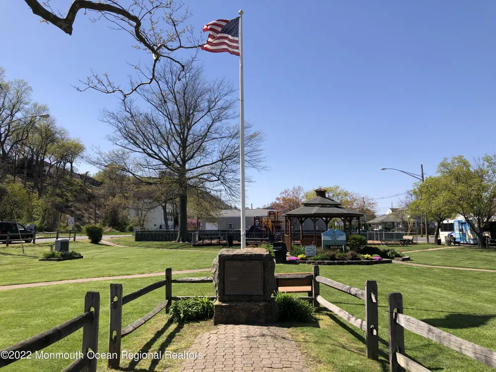 28 Twinlights Terrace Highlands, NJ 07732