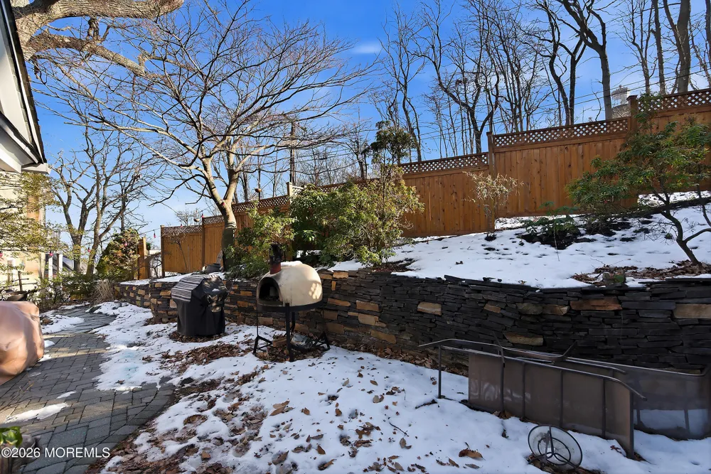 28 Twinlights Terrace Highlands, NJ 07732