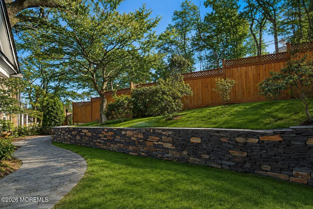 28 Twinlights Terrace Highlands, NJ 07732