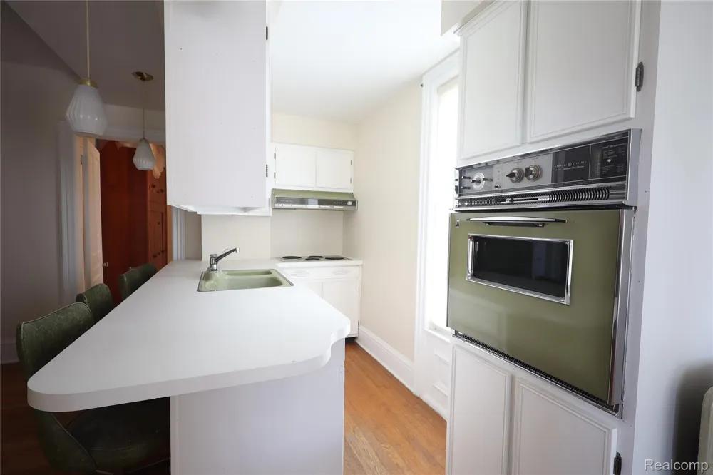 426 E 4th Street Monroe City, MI 48161