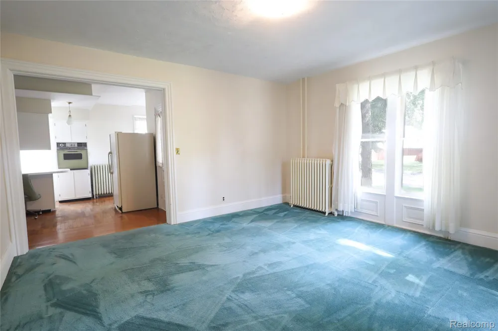 426 E 4th Street Monroe City, MI 48161