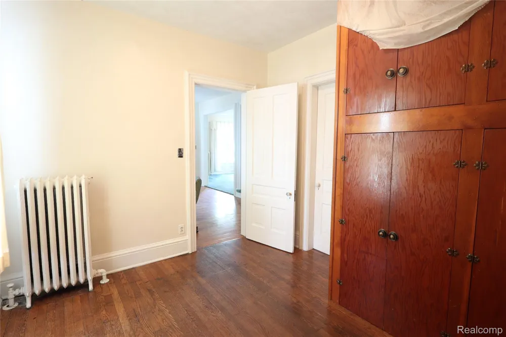 426 E 4th Street Monroe City, MI 48161