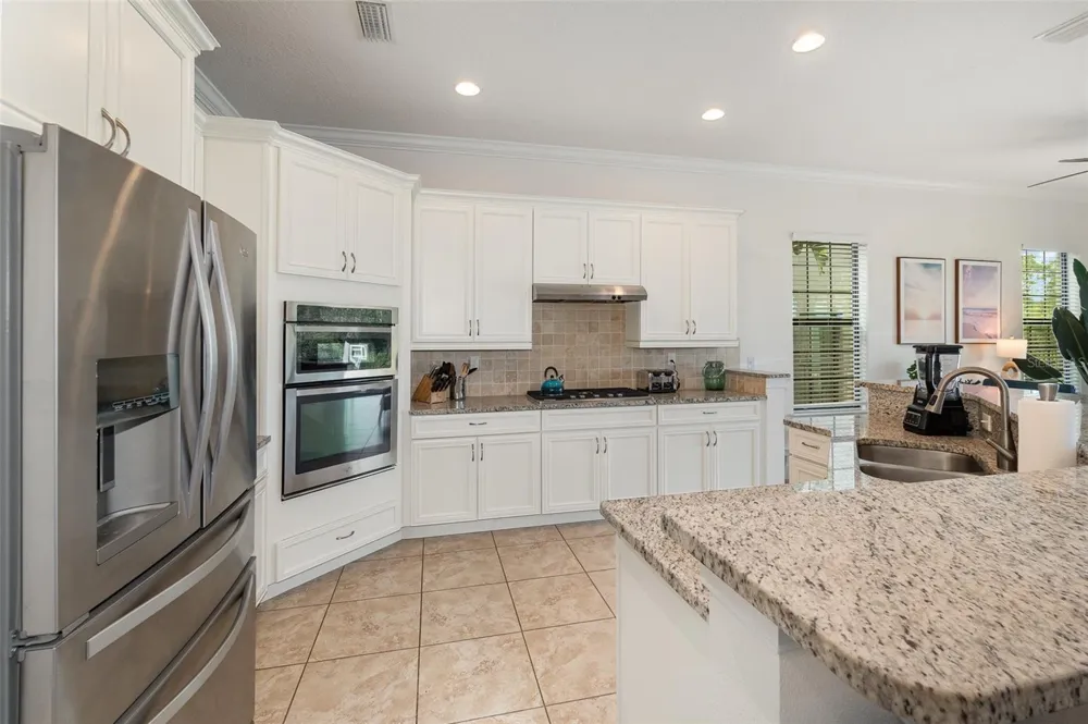 949 DESERT MOUNTAIN COURT Kissimmee, FL 34747