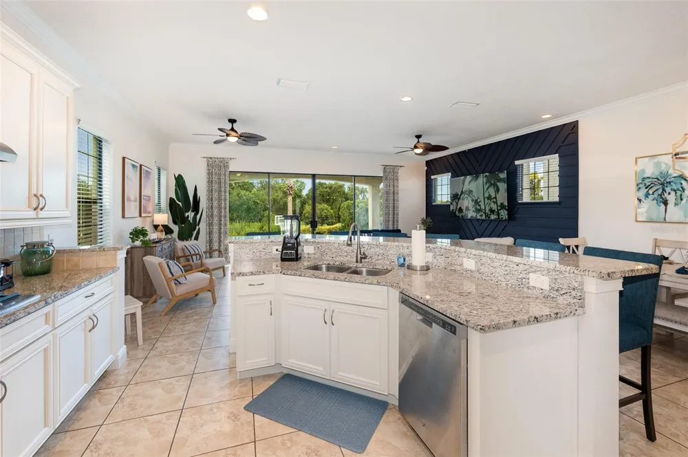 949 DESERT MOUNTAIN COURT Kissimmee, FL 34747