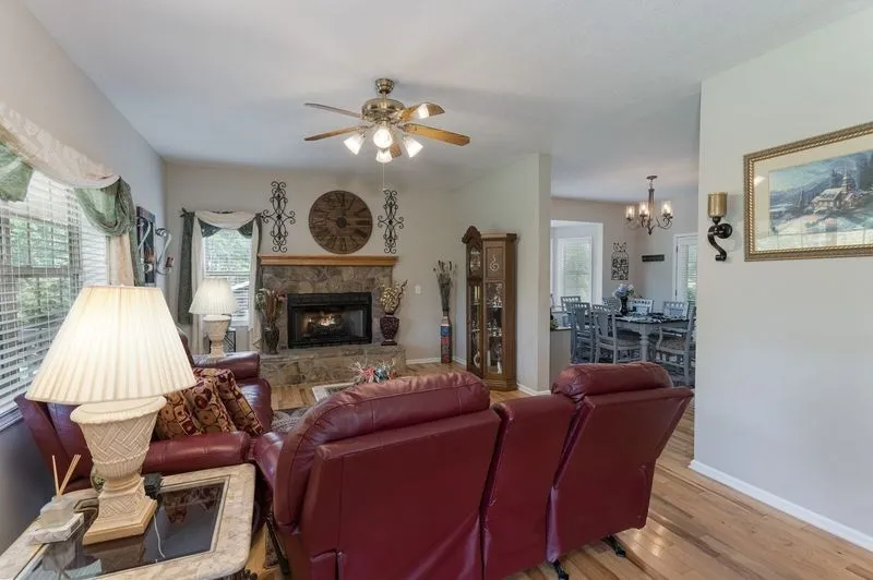 334 Avery Scroggs Rd Hayesville, NC 28904