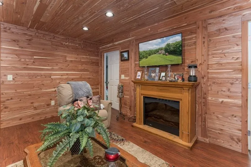334 Avery Scroggs Rd Hayesville, NC 28904