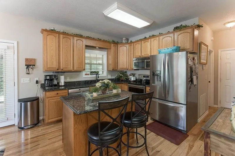 334 Avery Scroggs Rd Hayesville, NC 28904