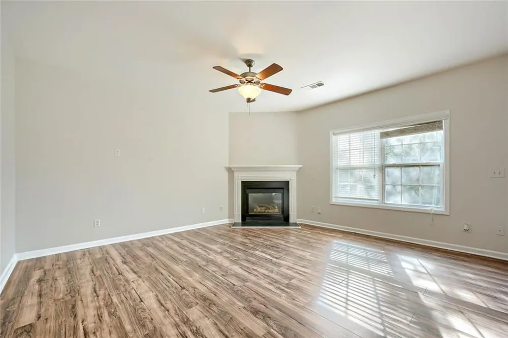 3849 Lake Sanctuary Way Atlanta, GA 30349