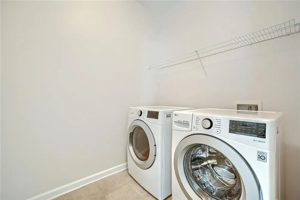 3849 Lake Sanctuary Way Atlanta, GA 30349
