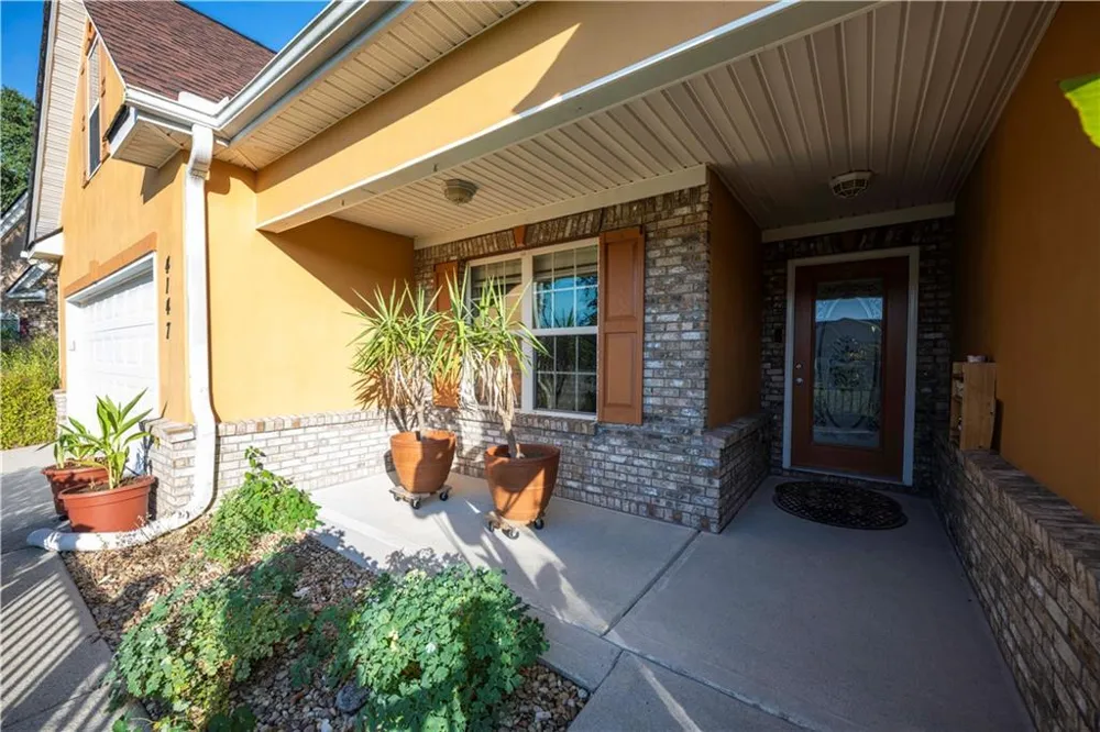 4147 Granite Falls Lane Loganville, GA 30052