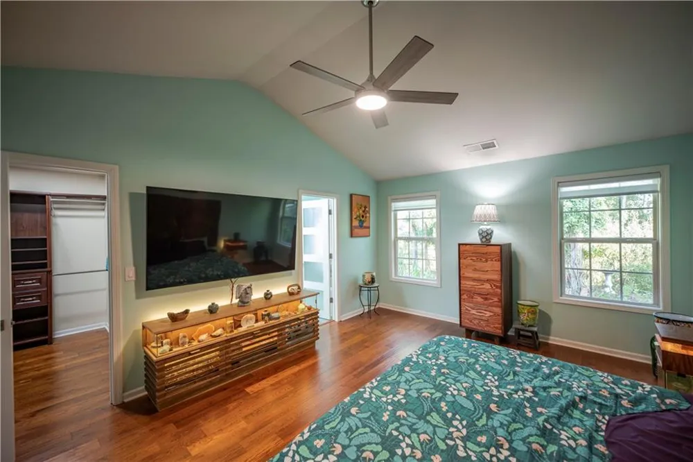4147 Granite Falls Lane Loganville, GA 30052