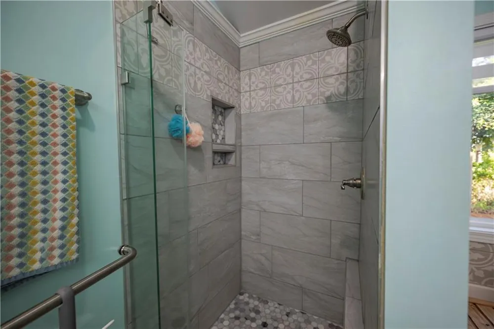 4147 Granite Falls Lane Loganville, GA 30052