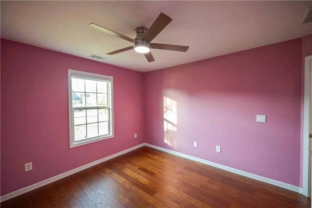 4147 Granite Falls Lane Loganville, GA 30052