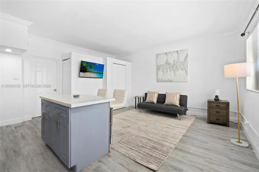 26 Diplomat Pkwy #2390 Hallandale Beach, FL 33009
