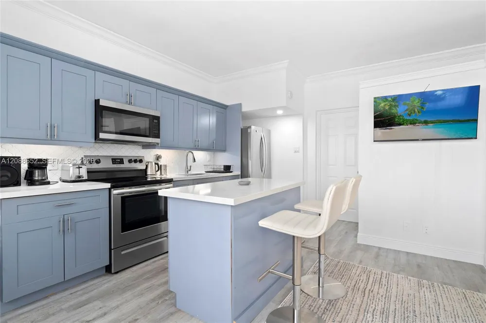 26 Diplomat Pkwy #2390 Hallandale Beach, FL 33009