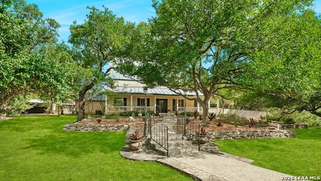8520 ALYDAR CIR Fair Oaks Ranch, TX 78015