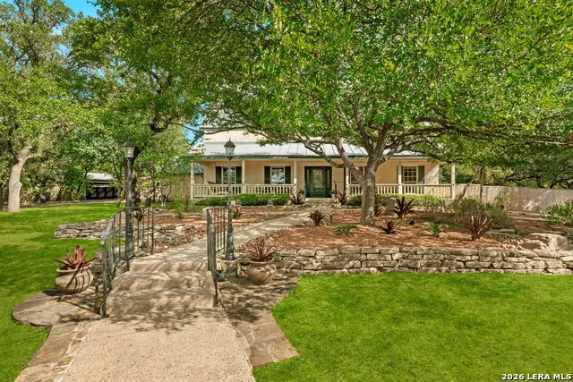 8520 ALYDAR CIR Fair Oaks Ranch, TX 78015