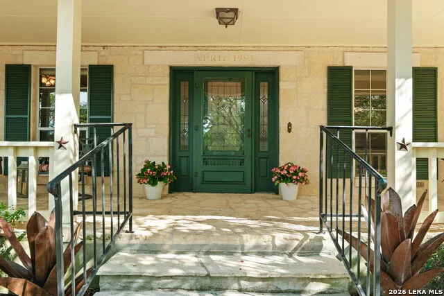 8520 ALYDAR CIR Fair Oaks Ranch, TX 78015