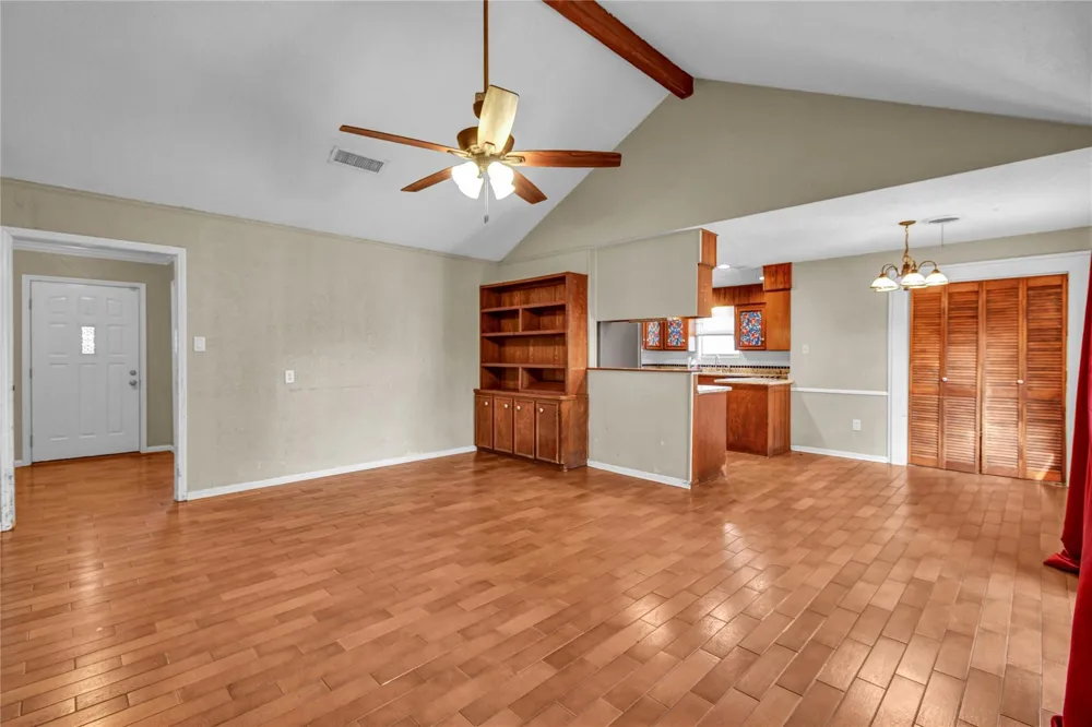 133 Nasturtium Street Lake Jackson, TX 77566