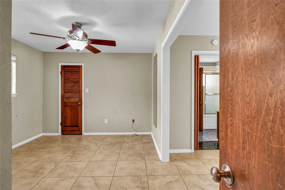 133 Nasturtium Street Lake Jackson, TX 77566
