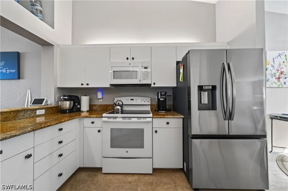 W Crown Pointe Boulevard #201 Naples, FL 34112