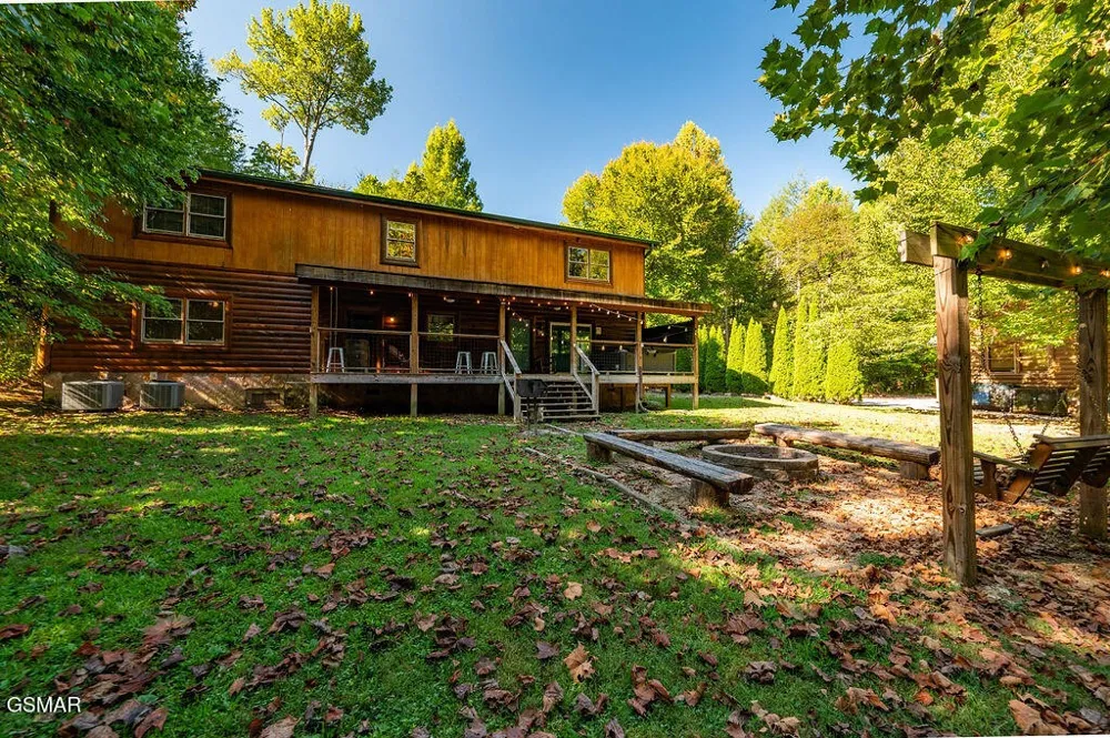 222 Amet Way #POOLINAROUND Cosby, TN 37722