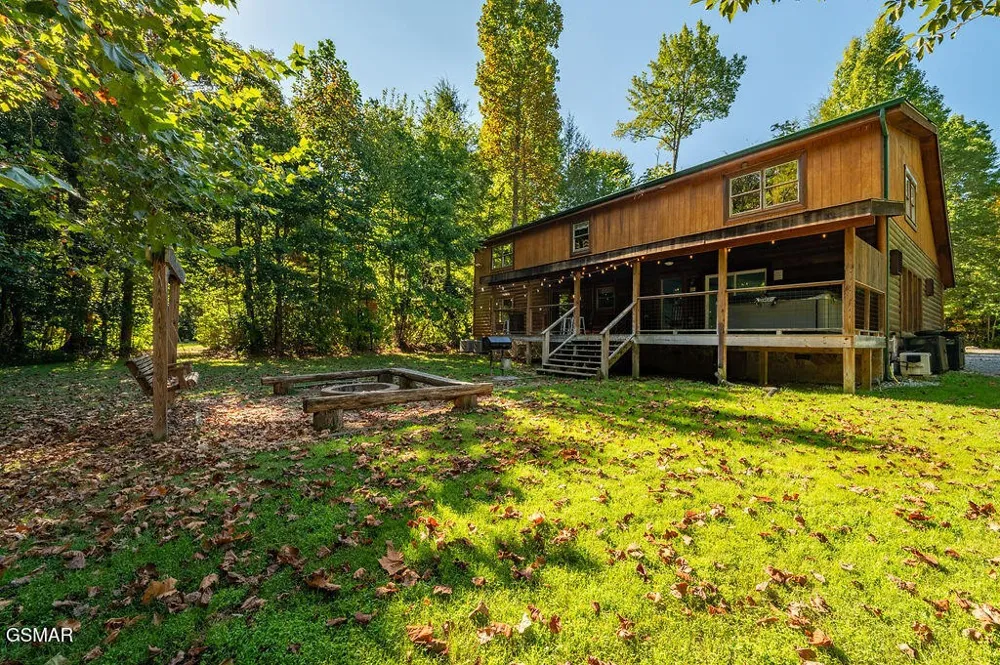 222 Amet Way #POOLINAROUND Cosby, TN 37722