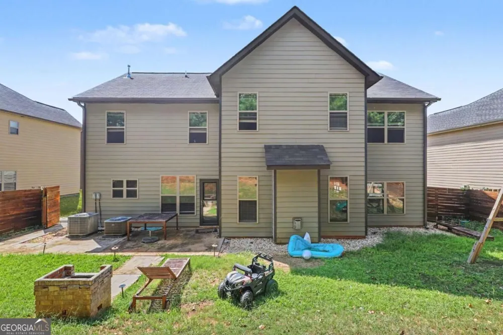 646 Toronto CIR Hampton, GA 30228