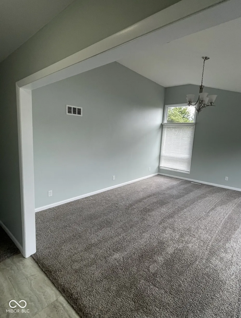 465 Manor Drive Seymour, IN 47274