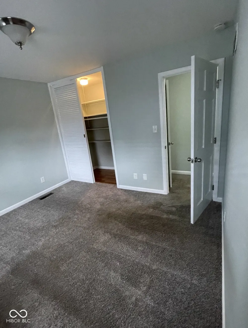 465 Manor Drive Seymour, IN 47274