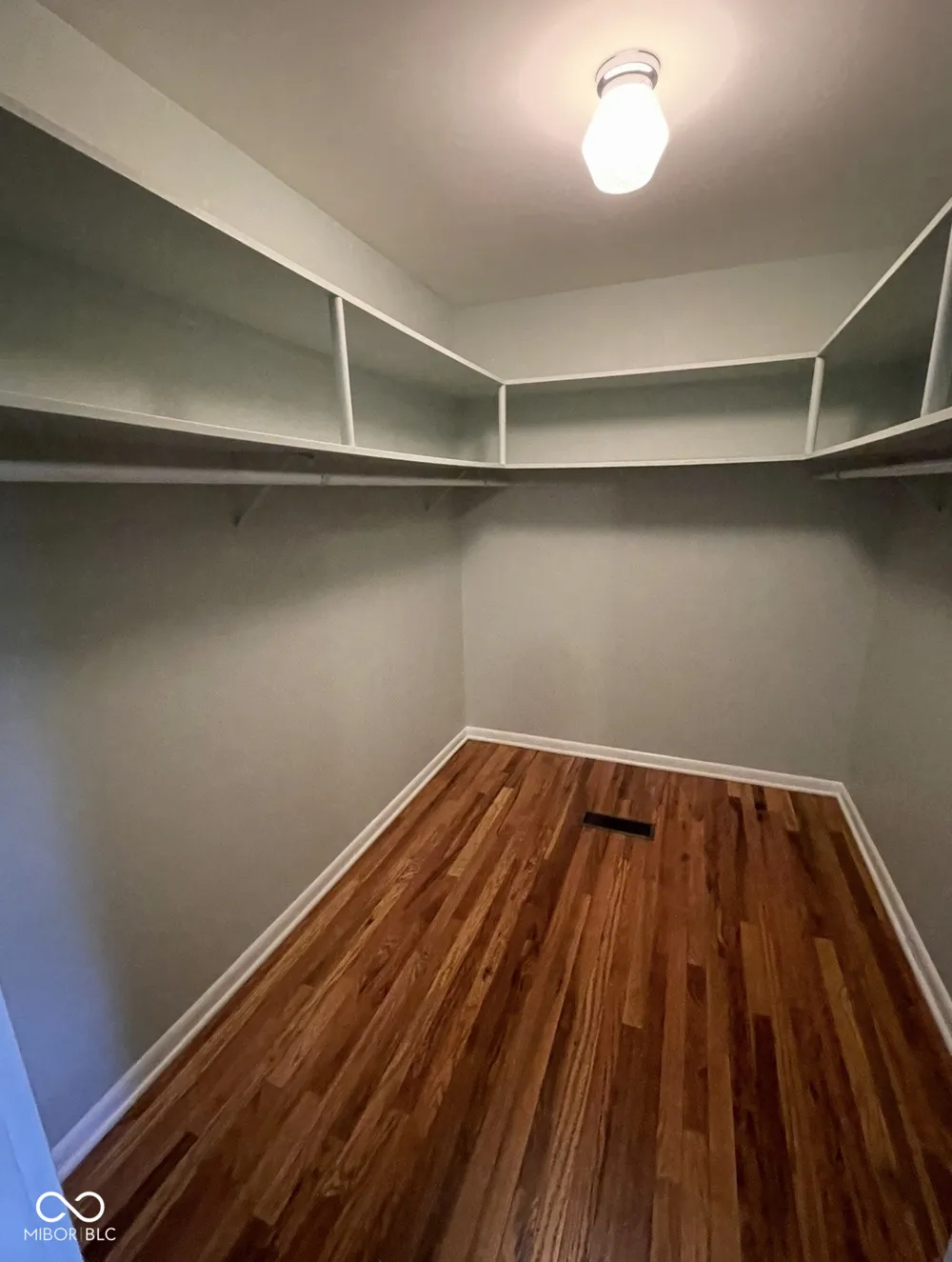 465 Manor Drive Seymour, IN 47274