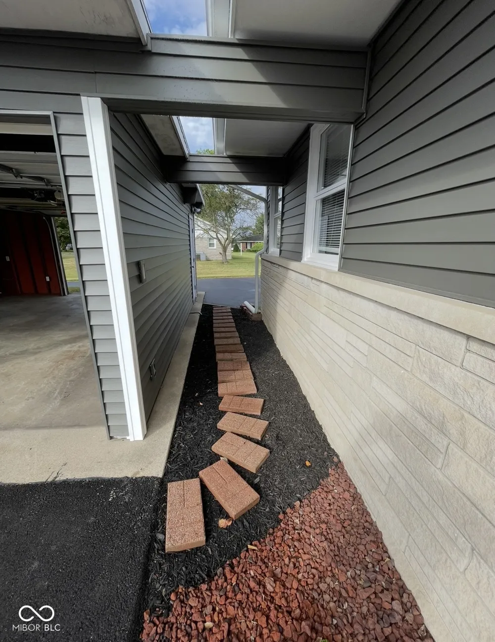 465 Manor Drive Seymour, IN 47274