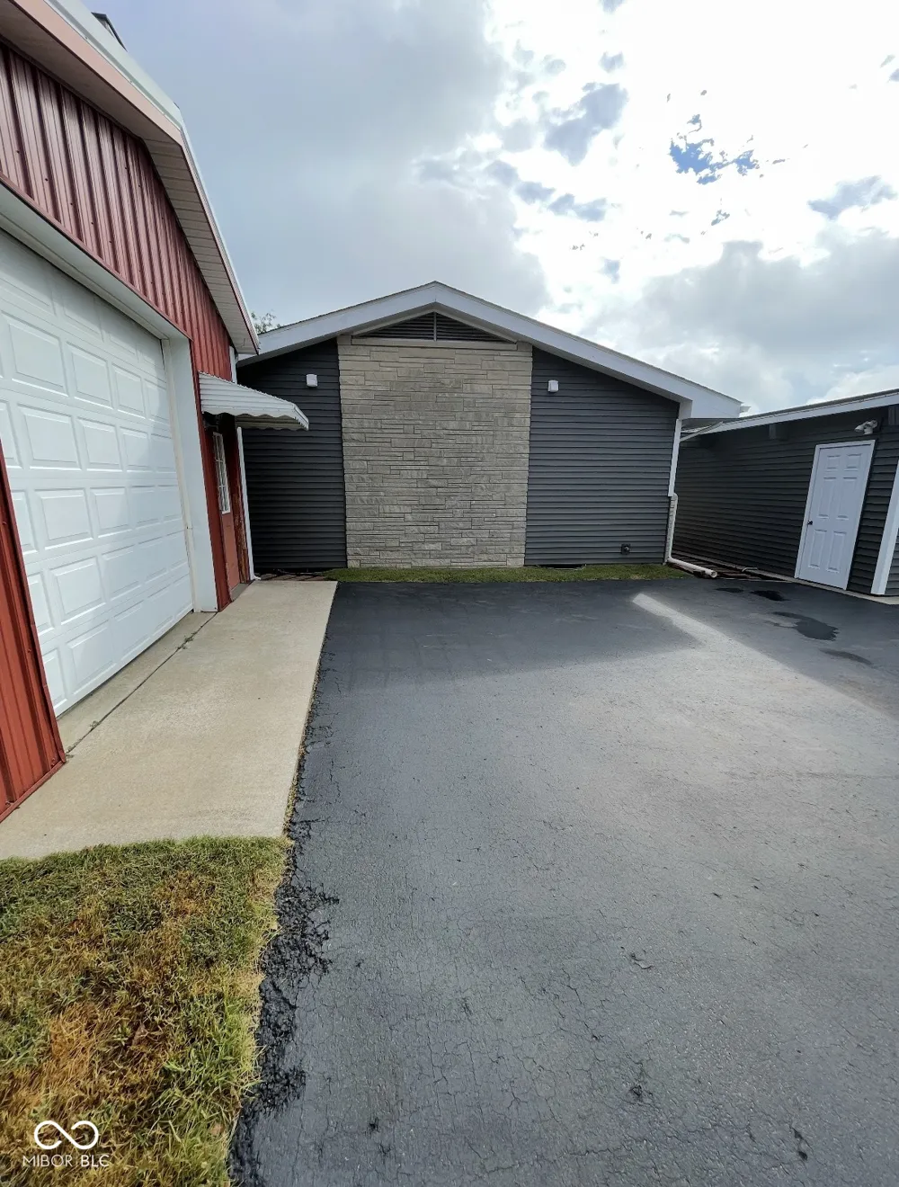 465 Manor Drive Seymour, IN 47274