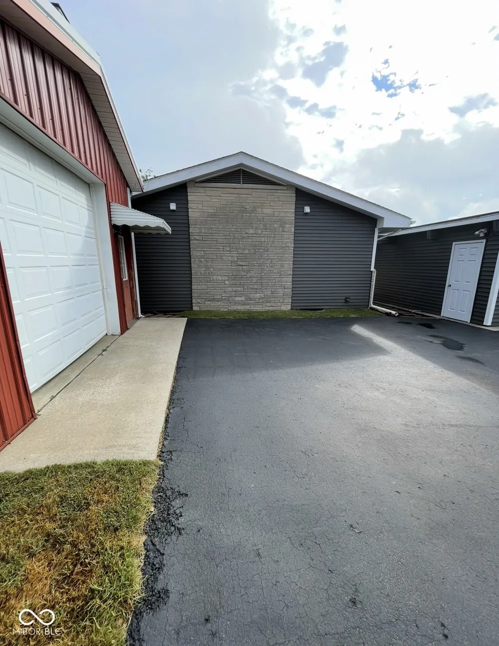 465 Manor Drive Seymour, IN 47274