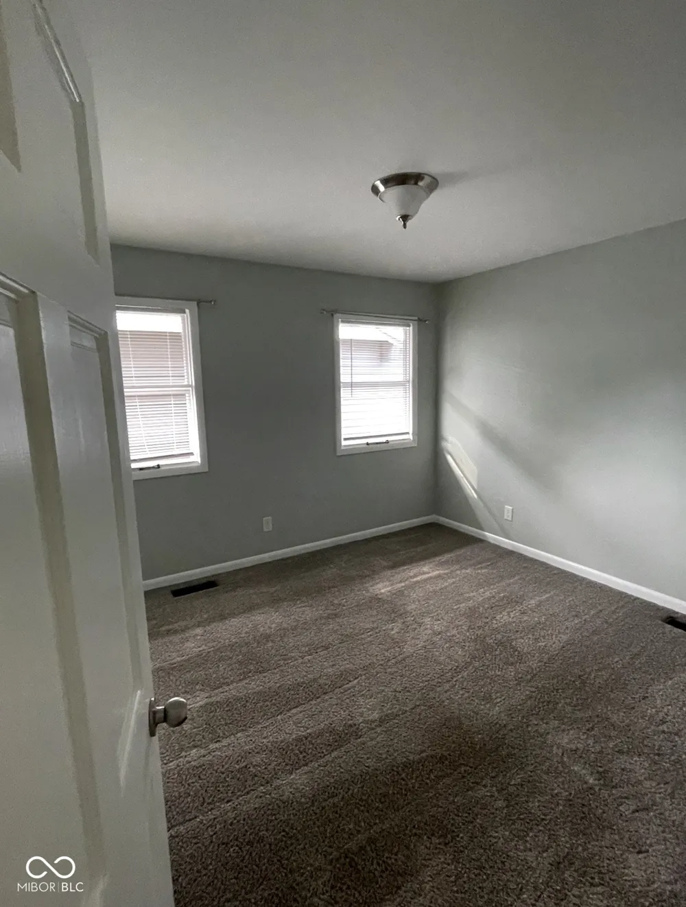 465 Manor Drive Seymour, IN 47274
