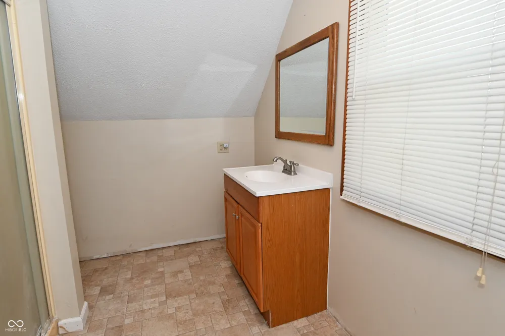 703 E Main Street Plainfield, IN 46168