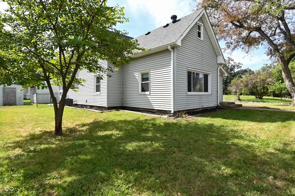 703 E Main Street Plainfield, IN 46168