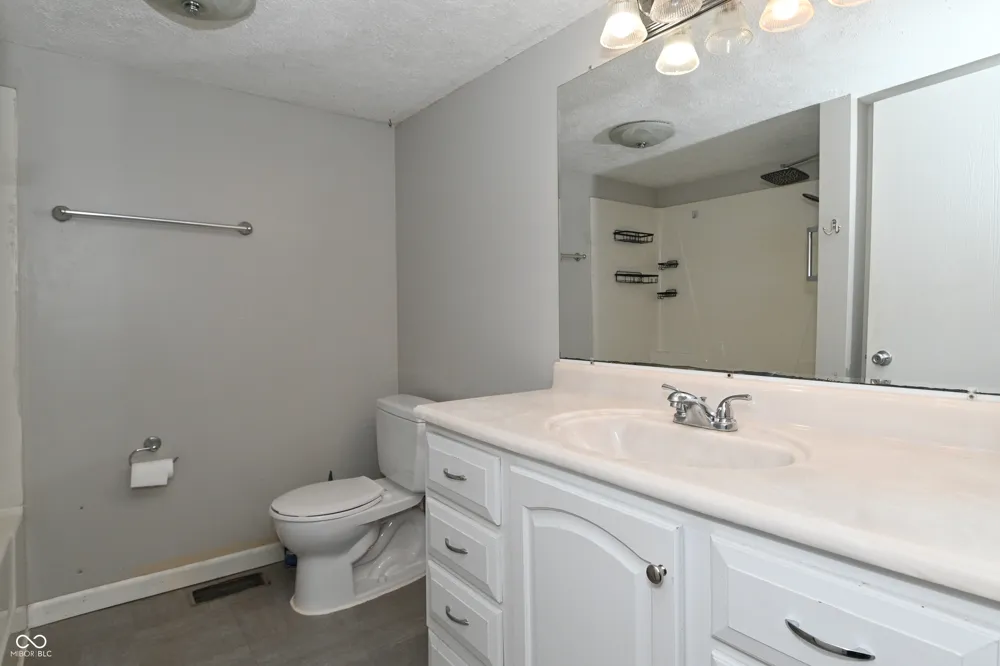 703 E Main Street Plainfield, IN 46168