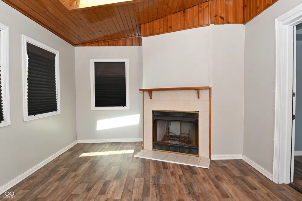 703 E Main Street Plainfield, IN 46168