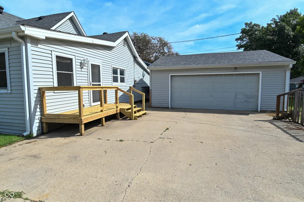 703 E Main Street Plainfield, IN 46168