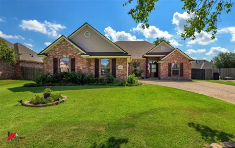419 Half Moon Lane
