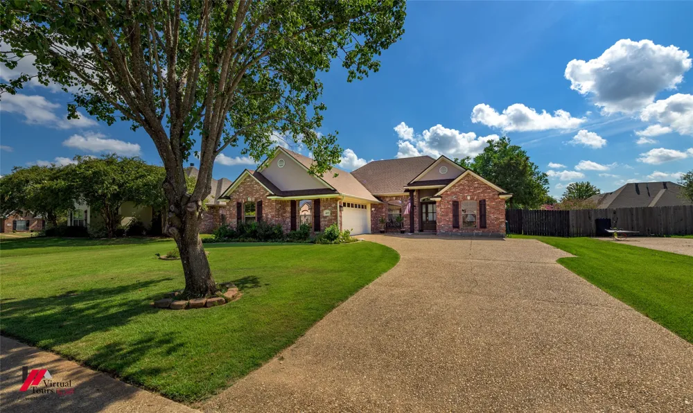 419 Half Moon Lane Bossier City, LA 71111