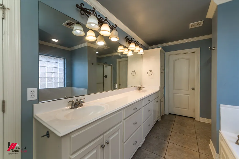 419 Half Moon Lane Bossier City, LA 71111