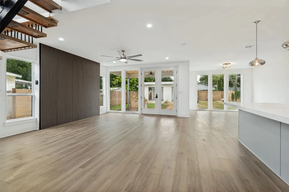514 S Marlborough Avenue Dallas, TX 75208